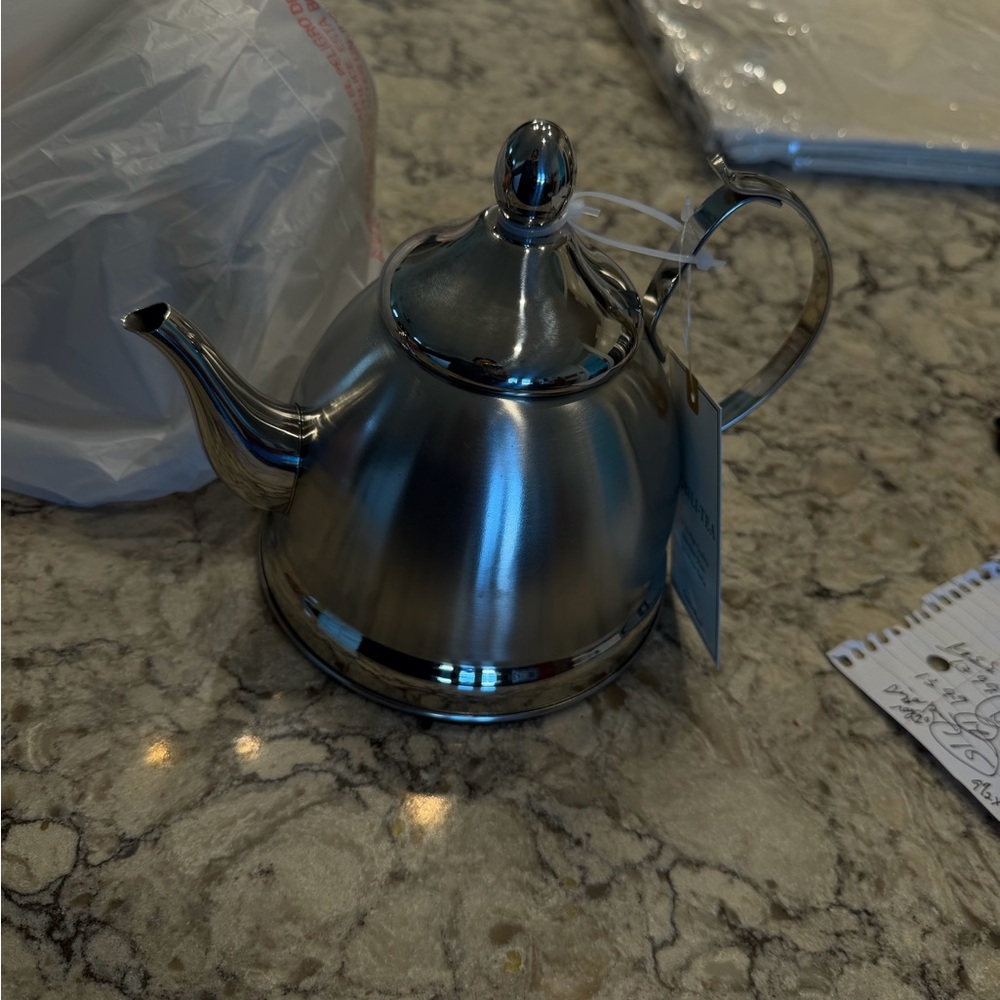Stainless Steel Teapot with infuser new with tags NOBILI-Tea creative home